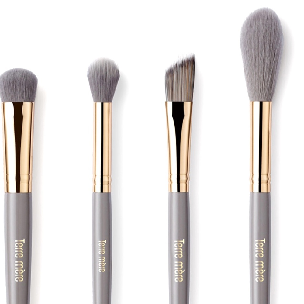 Terre Mere 4 Pc Contour & Highlight Brush Set